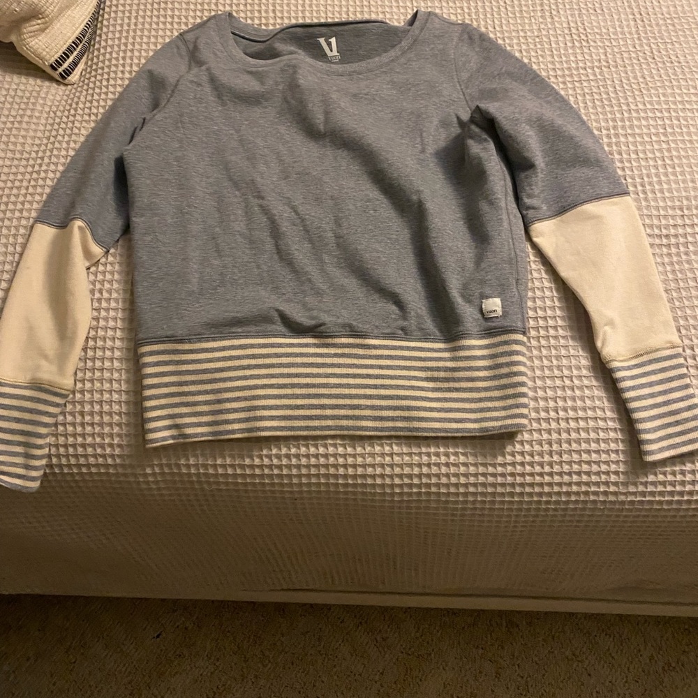 Vouri sweater